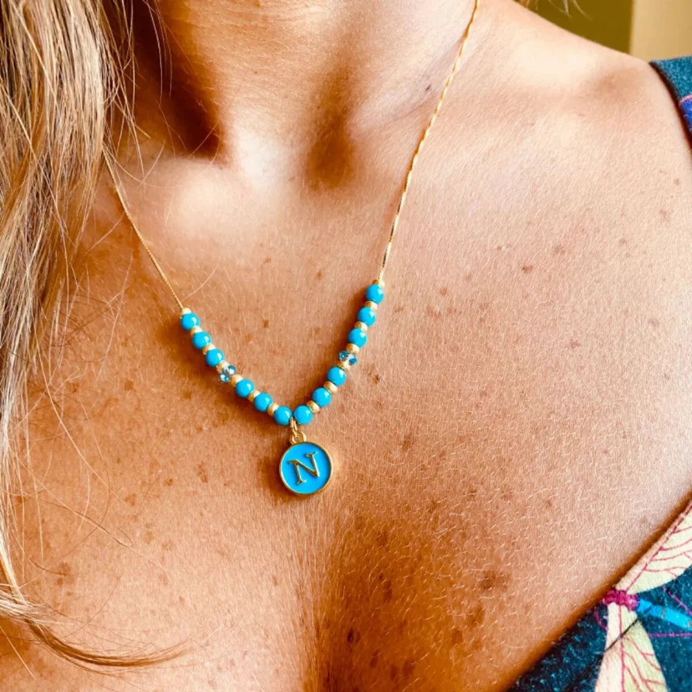 Collana Forza Napoli indossato da modella - ungioielloperte